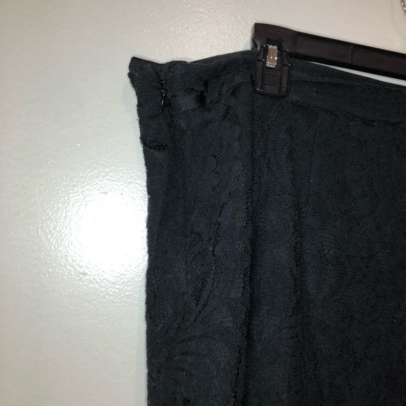 Chico’s Black Floral Laced Mini Skirt Size XL - Picture 6 of 11